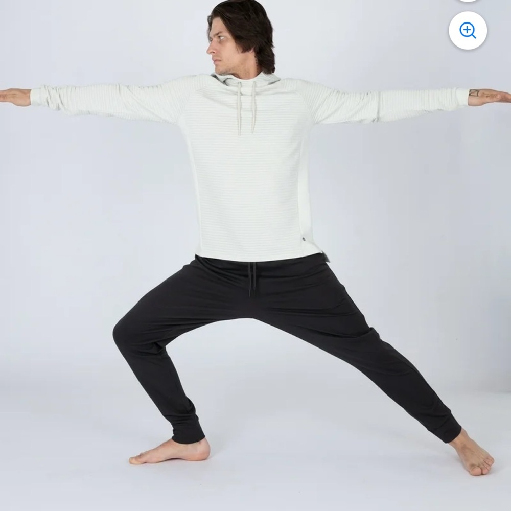 Apana • Ribbed Hoodie - Picture 4 of 8